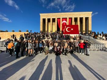 Üniversitemiz Sosyal Etkinlik ve Eğlence Topluluğumuz 10 Kasım Atatürk’ü Anma Günü Etkinlikleri Kapsamında Anıtkabir ve İlk Meclis Binası Ziyaretlerini Gerçekleştirdi