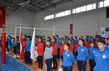 Türkiye Üniversite Sporları Federasyonu Bölgesel Voleybol Ligi’ne Kız ve Erkek Voleybol Takımımız Katılım Gösterdi