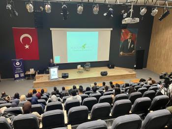 Medya ve İletişim Topluluğu “Girişimcilik Dünyasına Yolculuk” adlı Konferans Düzenledi