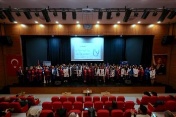 14 Mart Tıp Bayramı ve Beyaz Önlük Giyme Töreni Gerçekleştirildi