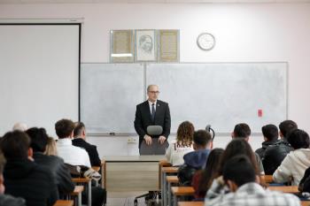 Rektörümüz Prof. Dr. İsmail Boz, Denizcilik MYO Öğrencilerimizle Bir Araya Geldi
