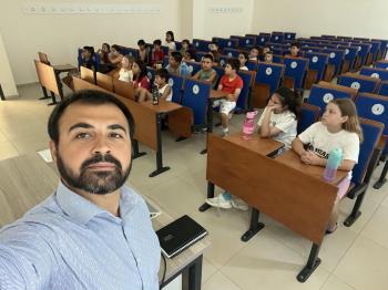 “BANÜ Çocuk Yaz Okulu Öğrencilerine Yönelik Akran Zorbalığı Semineri” gerçekleştirildi.